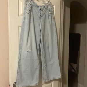 American eagle low rise skater jeans